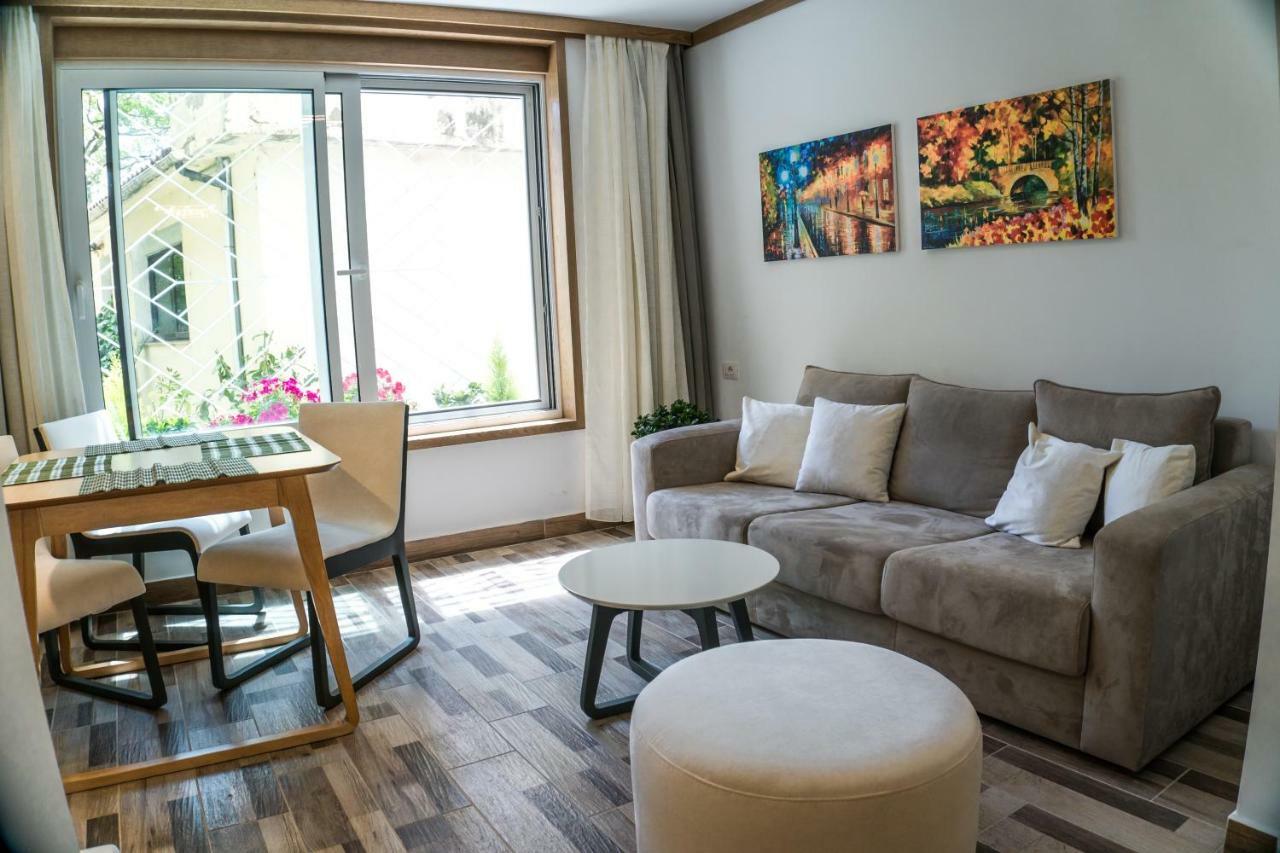 Venere Tirana Suite Deluxe Buitenkant foto
