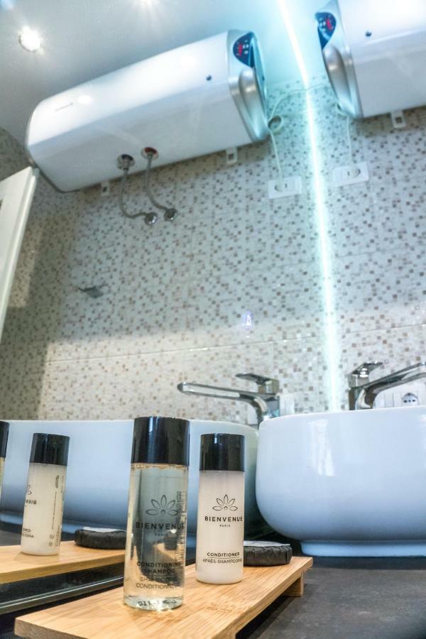 Venere Tirana Suite Deluxe Buitenkant foto